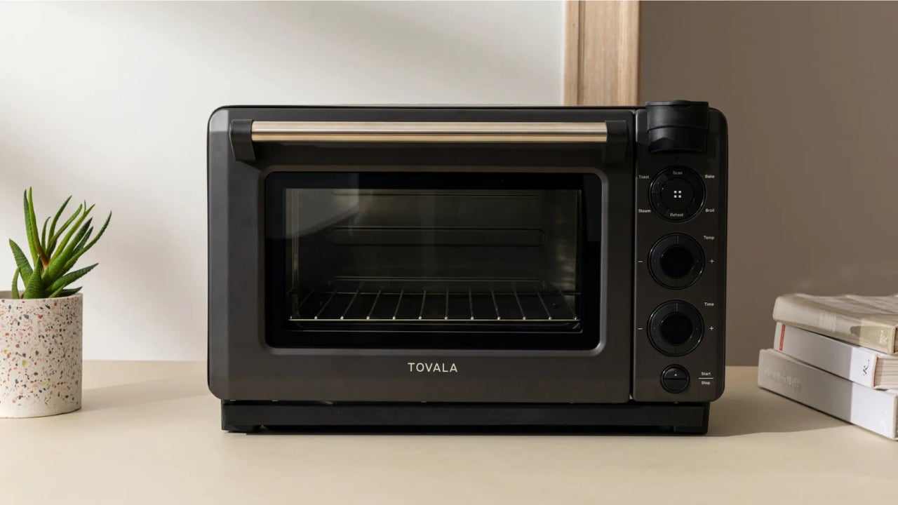 The Tovala Smart Oven Is the Best Kitchen Gift This Holiday Season 2022